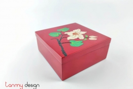 Square box with hand painted blooming flowers 15*H6cm